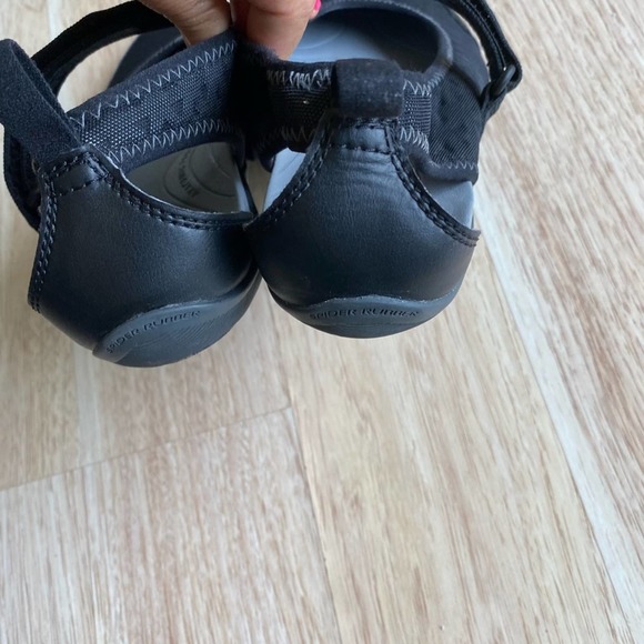 Teva Northwater Gore Strap Mary Jane Flats Women's Size 10.5 Black - Picture 6 of 7